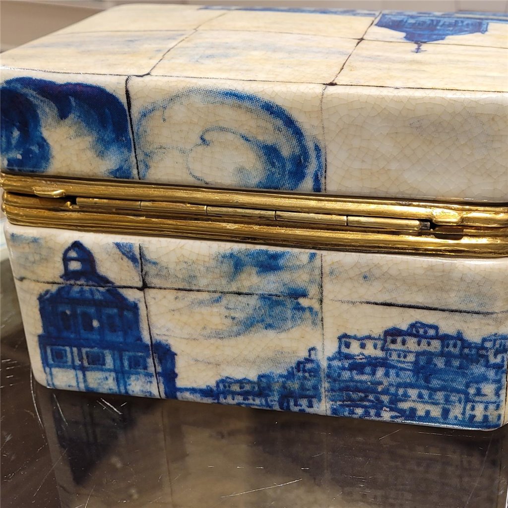 Vila Decorative Porcelain Box