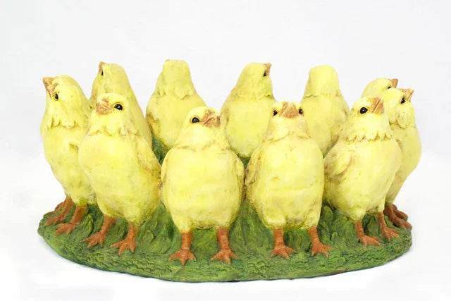 Classic Large Circle of Yellow Chicks
