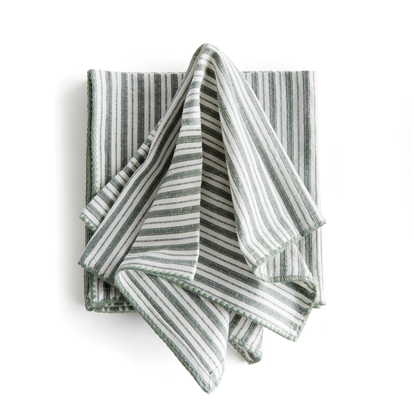 Bring a touch of softness to the table with this set of four cotton napkins. Beautiful in tone and texture, the verdant green is designed to add a pop of signature color to your tablescape.