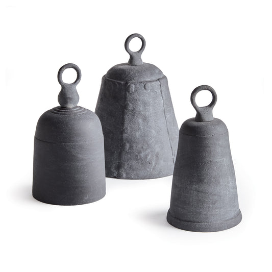 Old fashioned objets in cast aluminum, these historic shapes are functional bells. Place this unique trio atop a stack of art books on the ottoman or arrange in a bookshelf for a classic look.