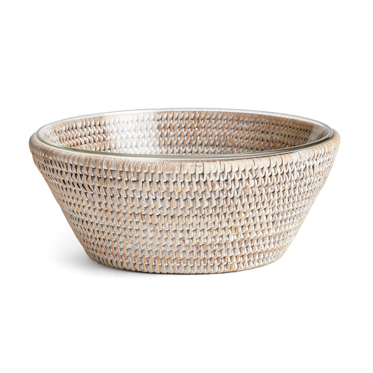 With a clear glass liner, this Burma Rattan Serving Bowl is ready to entertain. Perfect for your favorite salad or side dish.