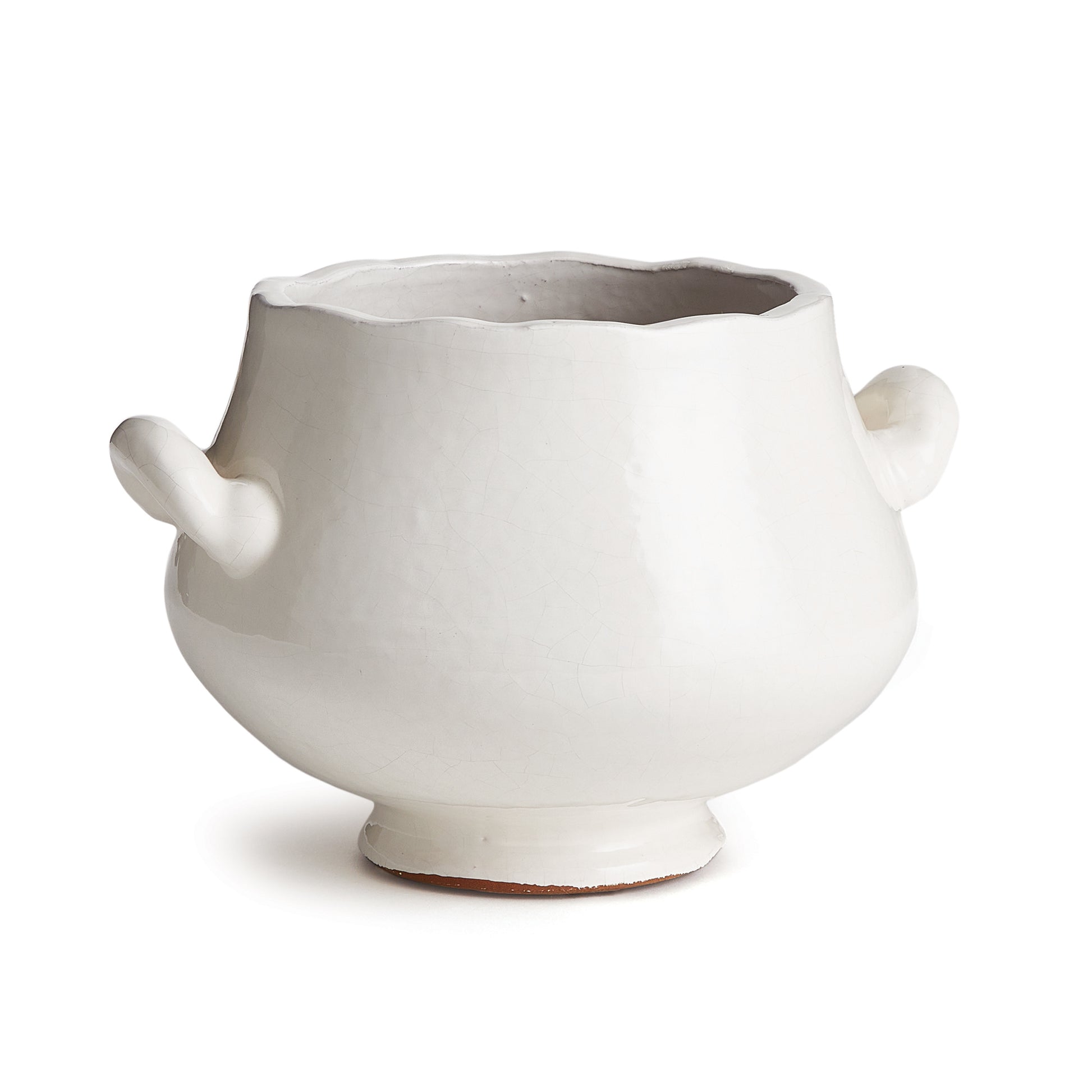 At first glance, the Wellon Cachepot looks like your average vessel, but the organic rim and curvy shape make it an instant classic. Pair with one of our hand-crafted drop-ins and the result is perfection.