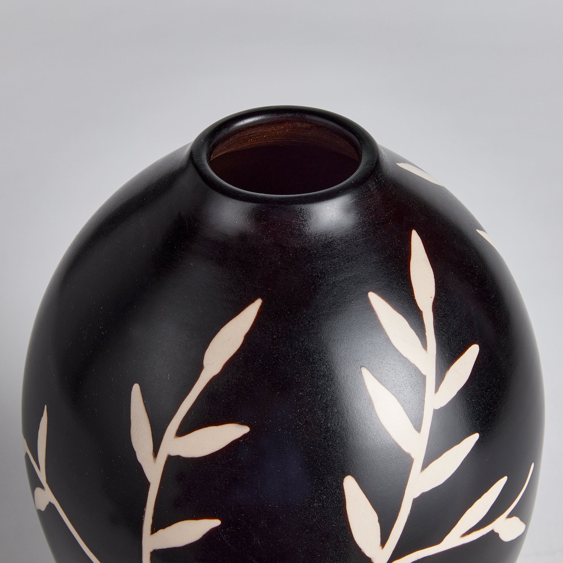 Dajana Terracotta Vase, Medium