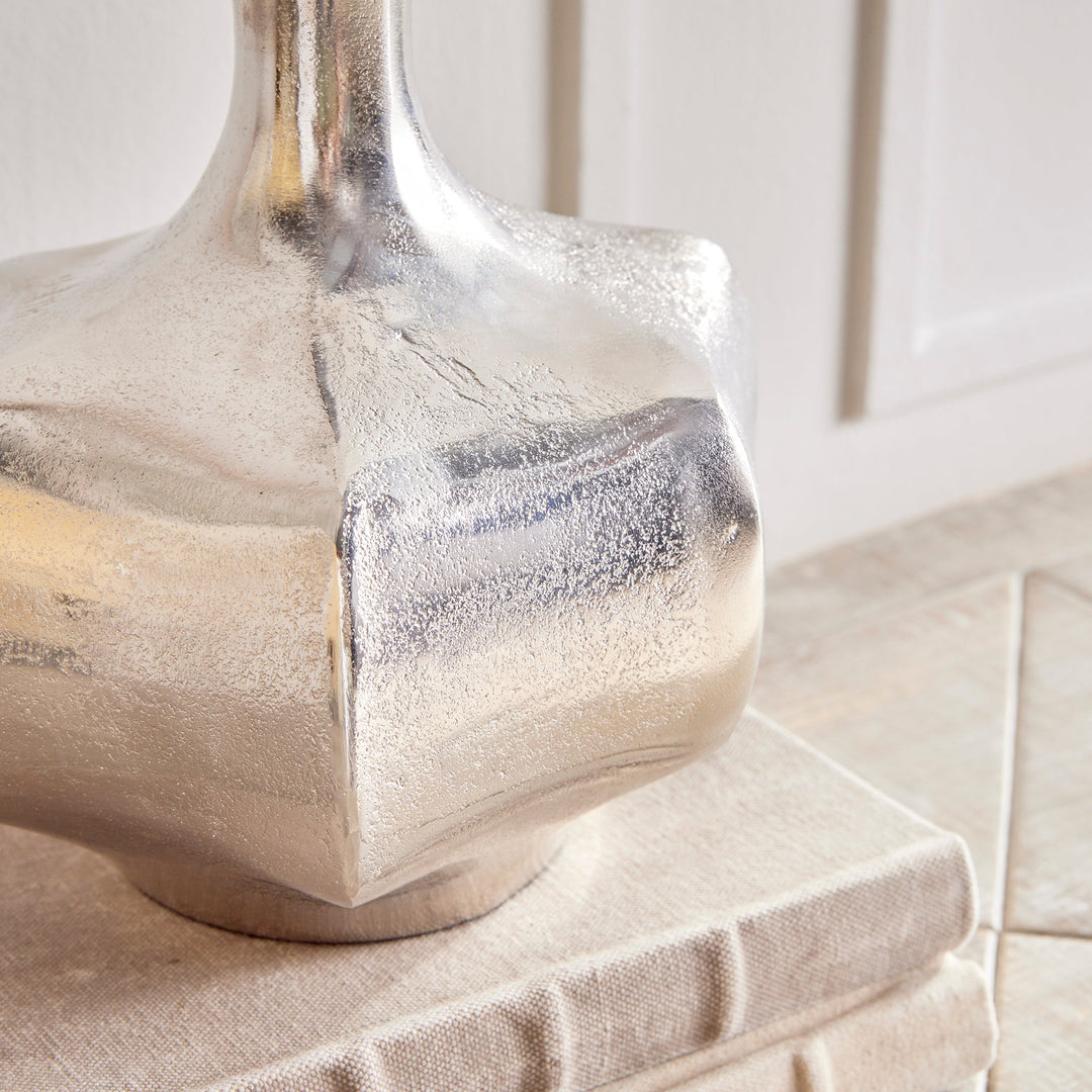 Lunae Silver Vase, Small