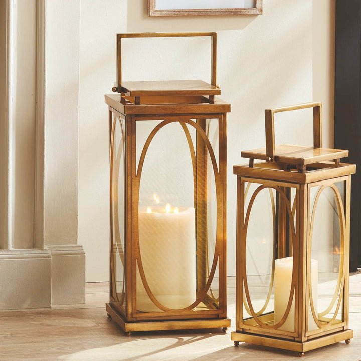 Large Brass Colonial Lantern - Elegant Indoor Decor