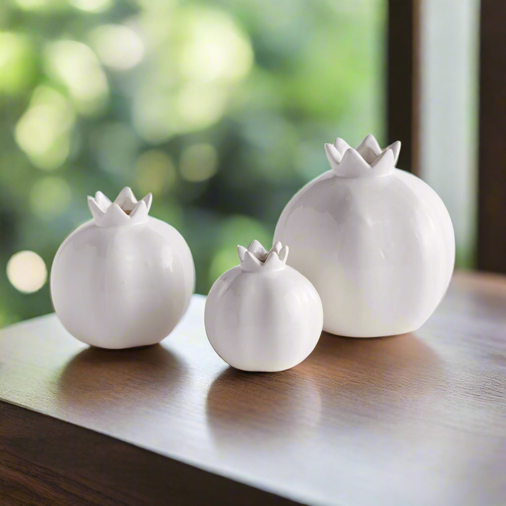 Handcrafted Glossy White Pomegranate-Inspired Bud Vase Set