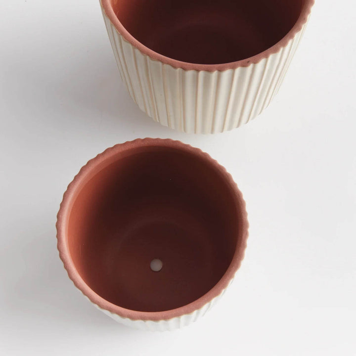 Veranda White Planter Cachepots, Set of 2