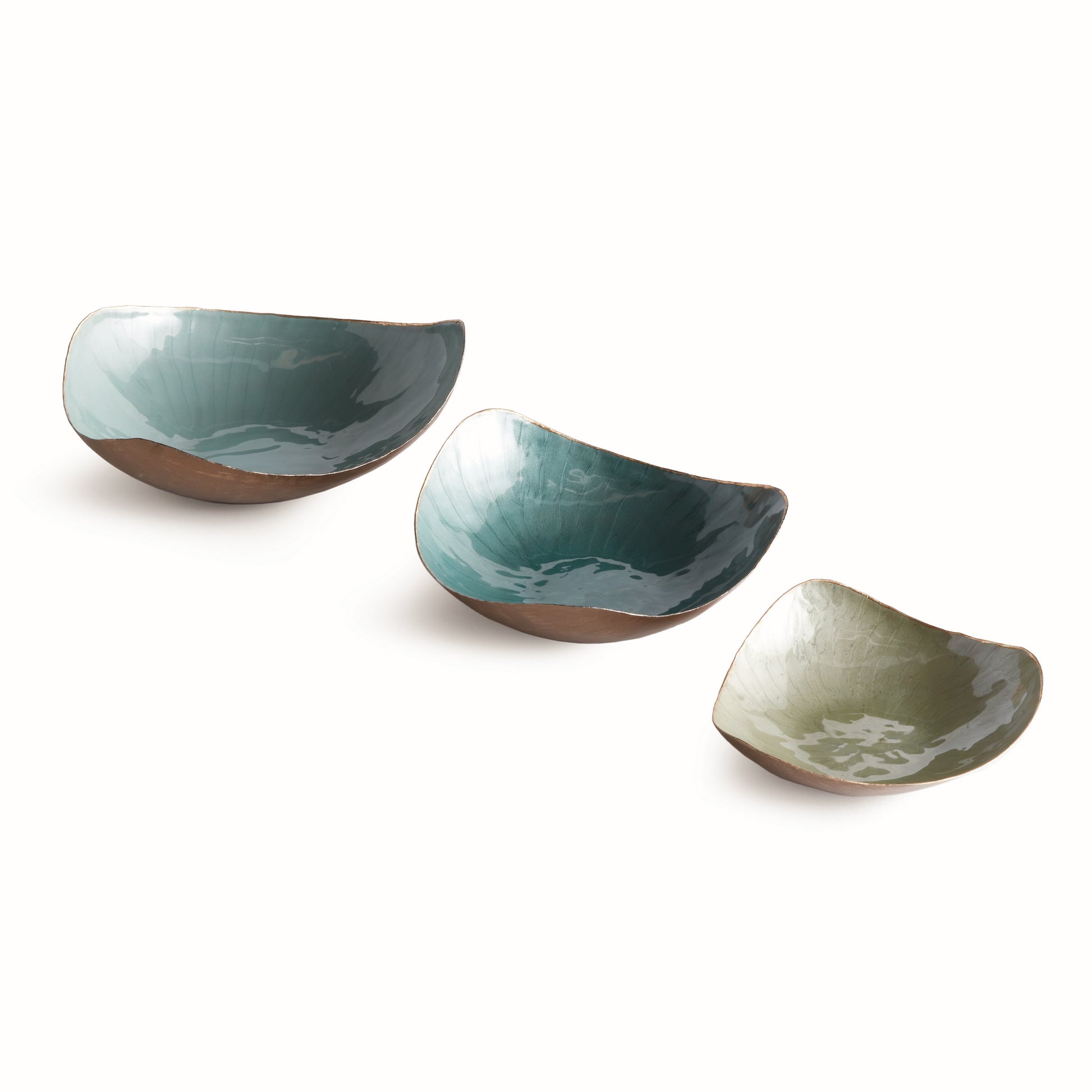 Crafted with exquisite attention to detail, these delightful coastal themed bowls infuse both sophistication and vibrancy into any setting. The gold edge embellishment and coordinating soft tones of green make them ideal for organizing small essentials while elevating the aesthetic of your home. Whether on your kitchen island, side table, or ottoman, these versatile bowls effortlessly enhance the beauty and functionality of any space.