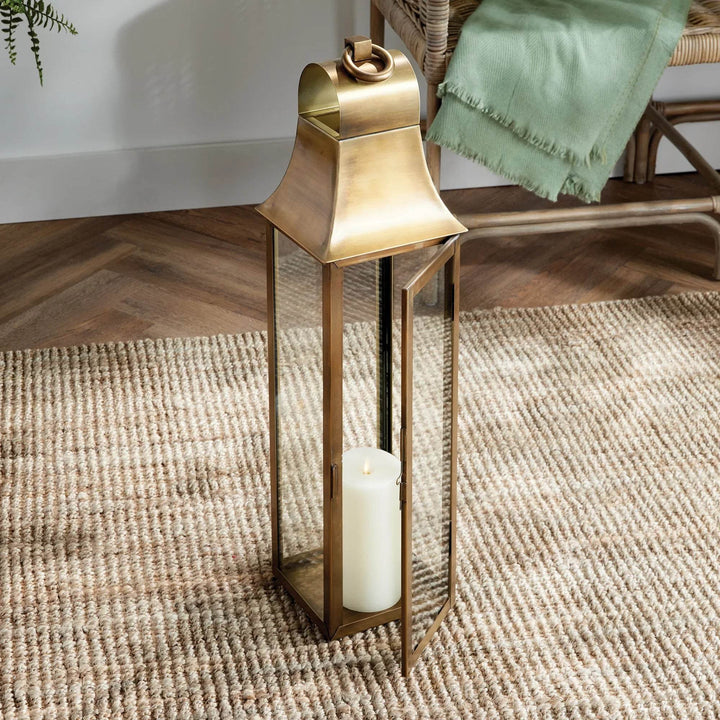 Large Antique Brass Chloe Lantern Décor