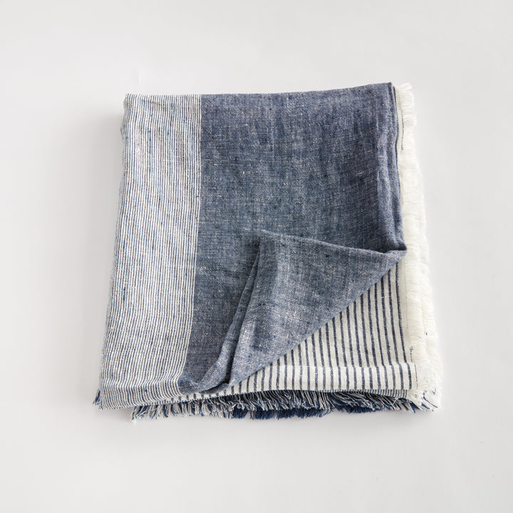 European Linen Throw – Navy and Ivory Yarn-Dyed Blanket 60x50