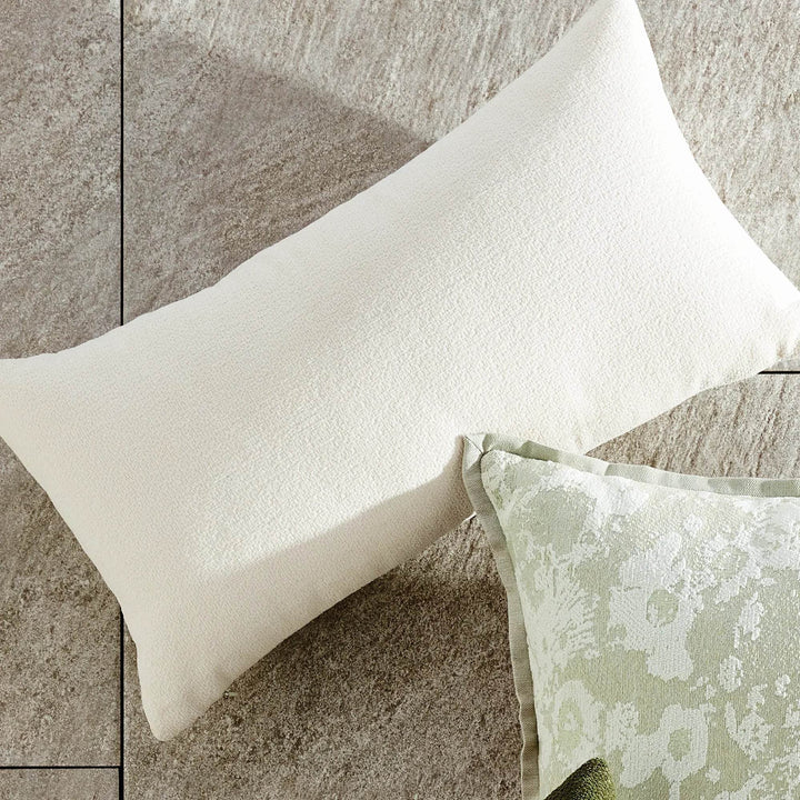 Elegant Cream Cotton Indoor-Outdoor Pillow