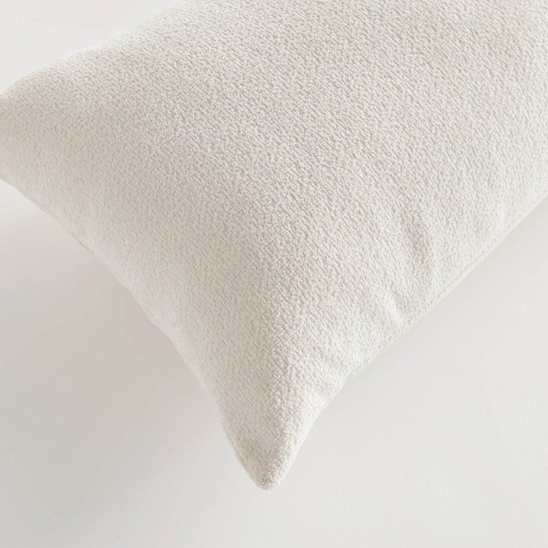 Elegant Cream Cotton Indoor-Outdoor Pillow