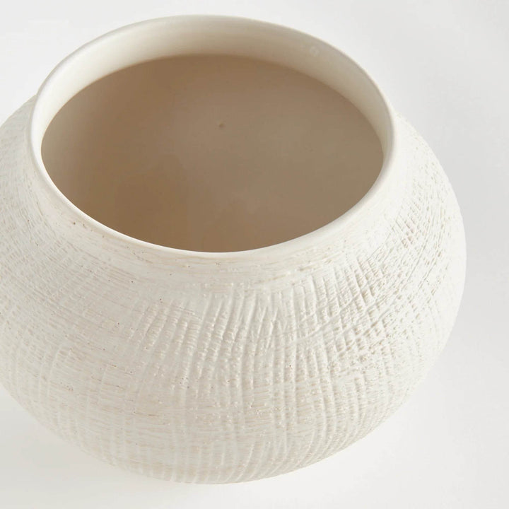 Modern Matte White Ceramic Pot - Stylish Minimalist Planter