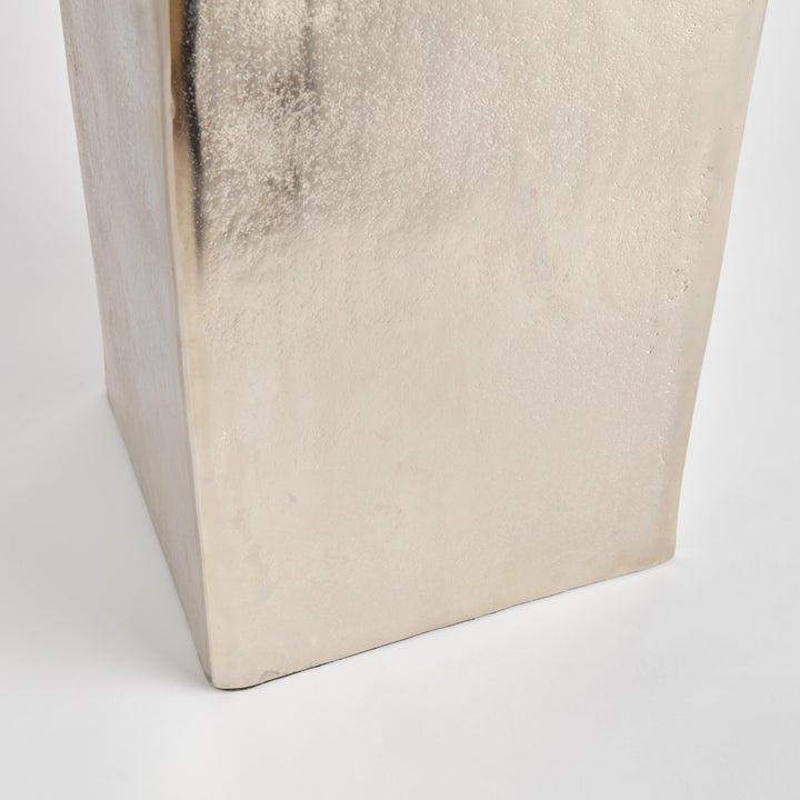 Victor Pedestal Tall – Modern Organic