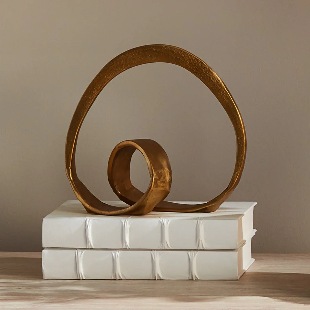 Beatrix Sculpture – Modern Organic