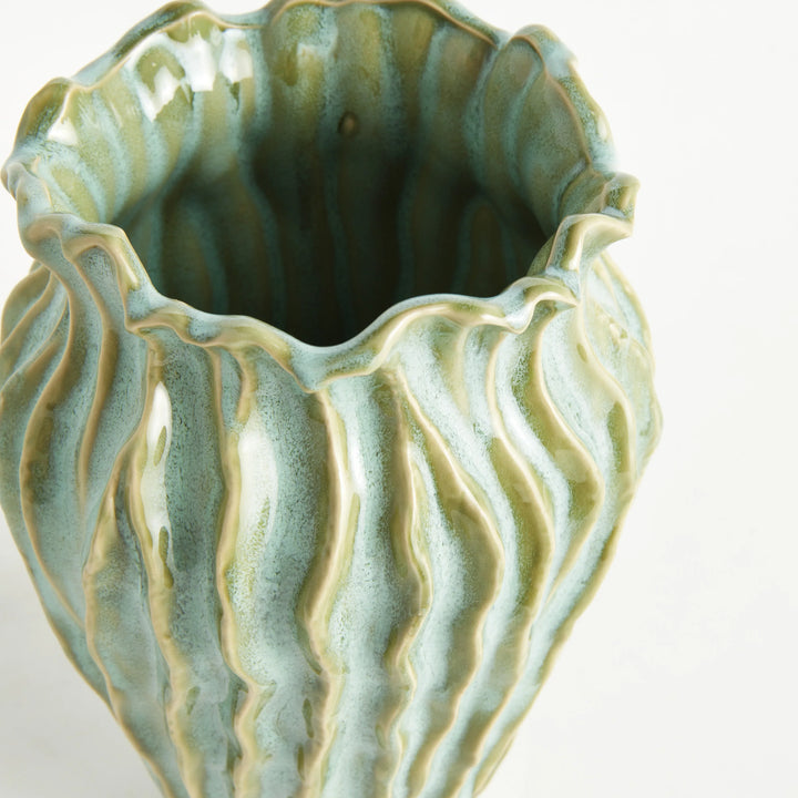 Esmeralda Vase – Modern Organic