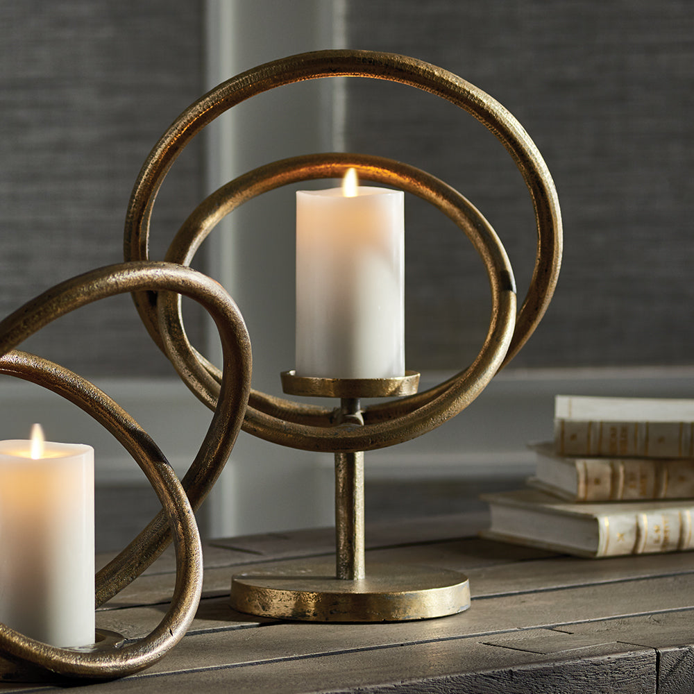 Elegant Gold Da Vinci Candleholder
