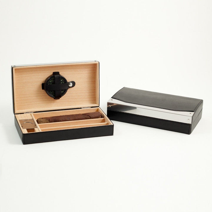 Black leather four cigar travel humidor with built-in humidistat and stainless steel cutter – Executive Luxe