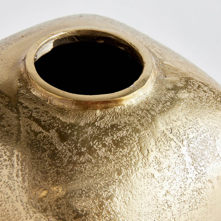 Asha Golden Vase - Delamere Design