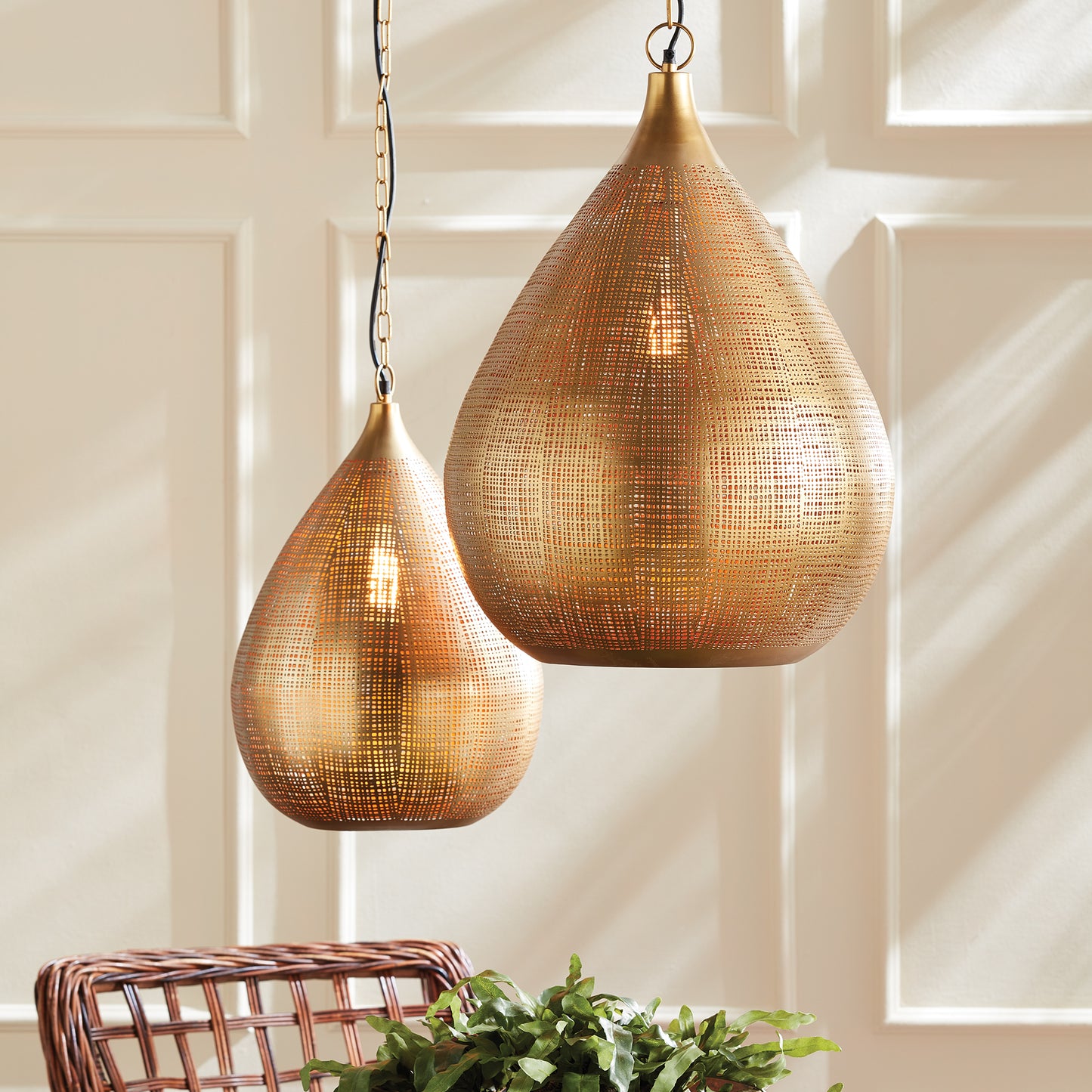 Loren Grande Brass Pendant Light