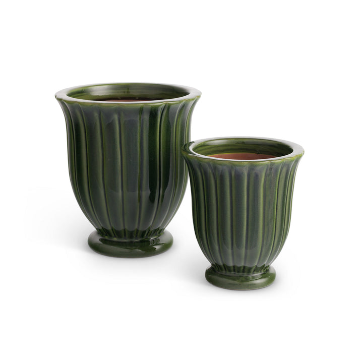 Set of two green fluted ceramic planter pots with reactive glaze finish and ribbed detailing for indoor or outdoor use – Modern Organic style.