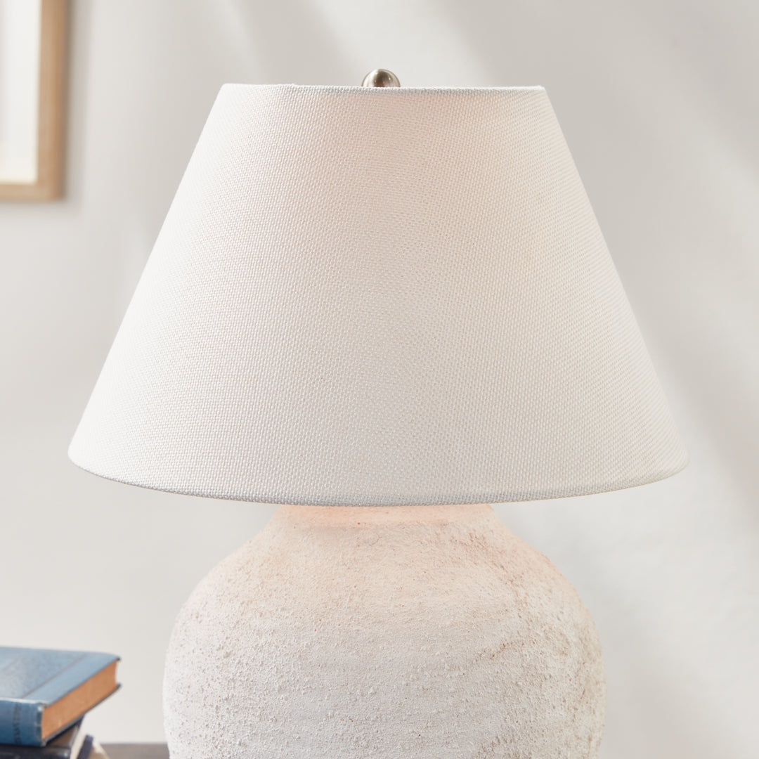 Close view of Orla lamp&