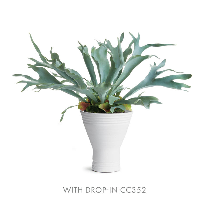White vase with staghorn fern drop-in CC352, showcasing matte ceramic texture and balanced organic styling – Modern Organic.

